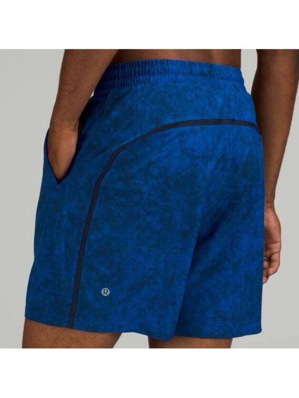 Lululemon Pace Breaker  Short 7"  size S